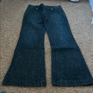 Cache jeans